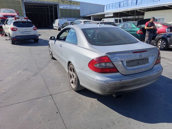 PARAGOLPES DELANTERO MERCEDES-BENZ CLK (BM 209) COUPE - Imagen 5