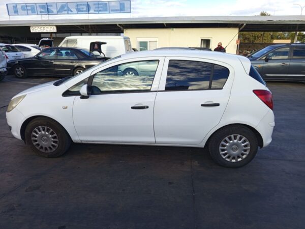 ALETA DELANTERA DERECHA OPEL CORSA D - Imagen 4