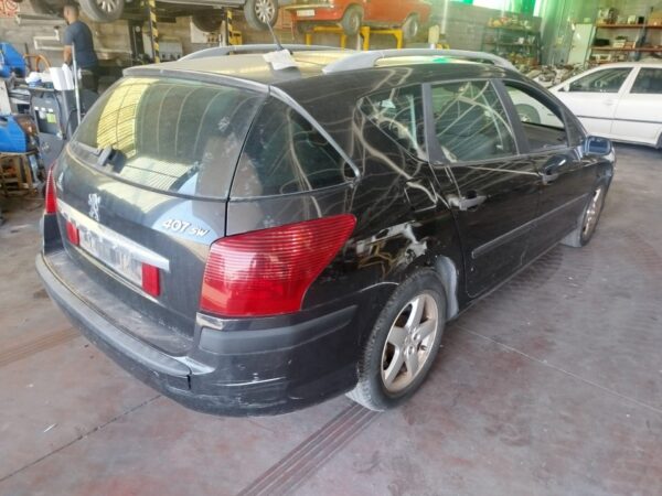 PARAGOLPES TRASERO PEUGEOT 407 SW - Imagen 3