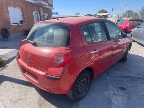 CONDENSADOR / RADIADOR  AIRE ACONDICIONADO RENAULT CLIO III - Imagen 4