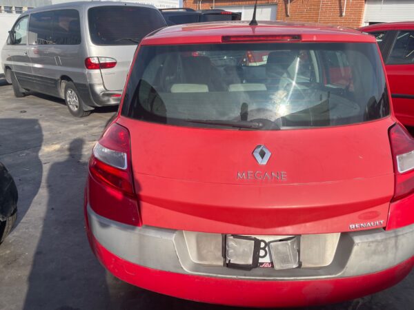 FARO IZQUIERDO RENAULT MEGANE II BERLINA 5P - Imagen 4