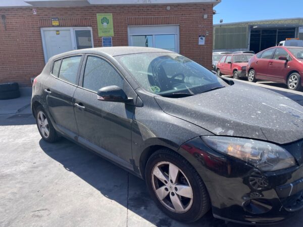 FARO IZQUIERDO RENAULT MEGANE III BERLINA 5P - Imagen 3