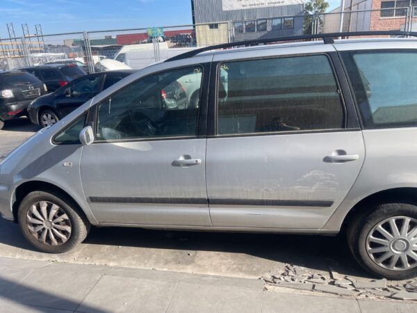 CERRADURA PUERTA TRASERA IZQUIERDA SEAT ALHAMBRA (7V9)