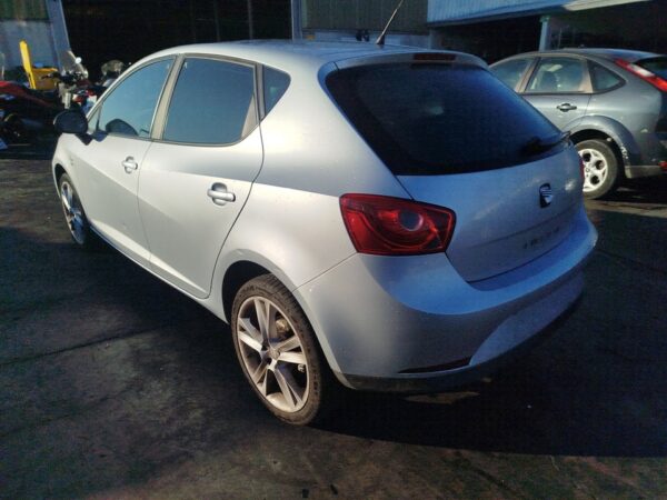 CAPO SEAT IBIZA BERLINA (6J5) - Imagen 4