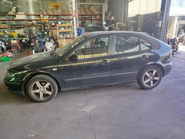 CONDENSADOR / RADIADOR  AIRE ACONDICIONADO SEAT LEON (1M1) - Imagen 3