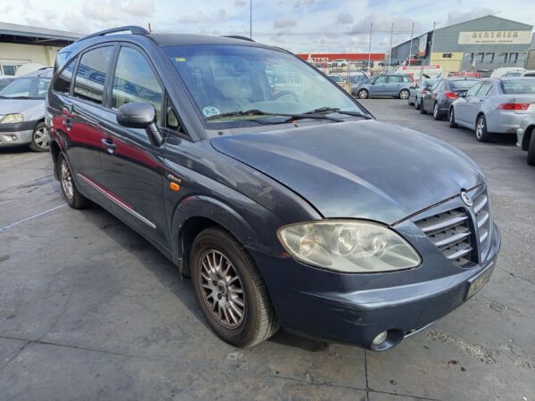 ELEVALUNAS TRASERO DERECHO SSANGYONG RODIUS - Imagen 5