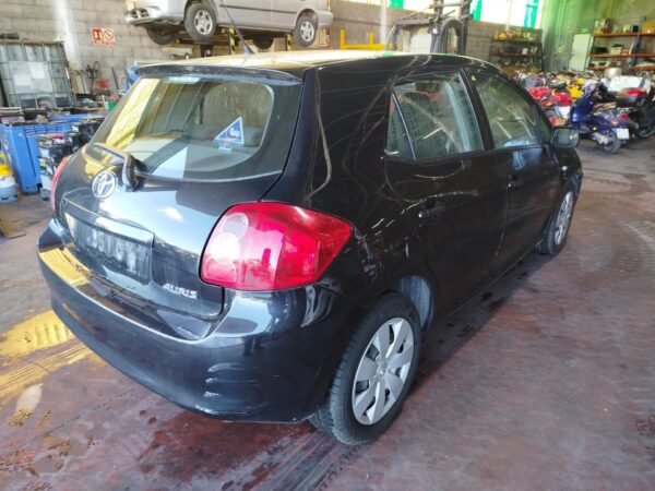 PARAGOLPES DELANTERO TOYOTA AURIS (E15) - Imagen 3