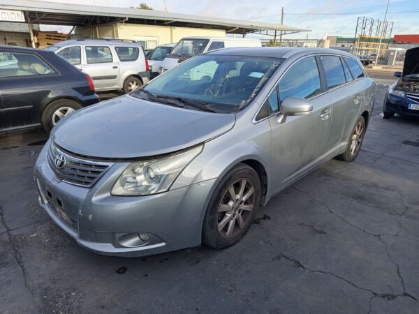 CAPO TOYOTA AVENSIS CROSS SPORT (T27) - Imagen 2