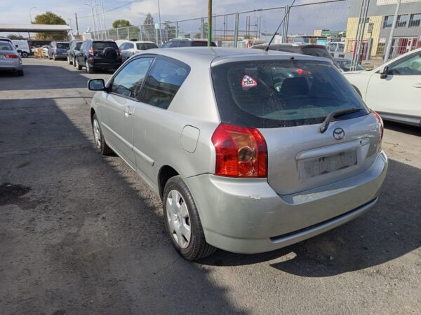 PILOTO TRASERO DERECHO TOYOTA COROLLA (E12) - Imagen 2
