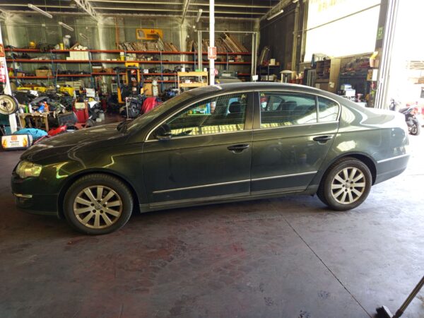 SALPICADERO VOLKSWAGEN PASSAT BERLINA (3C2) - Imagen 5