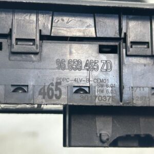 MANDO ELEVALUNAS DELANTERO IZQUIERDO FORD FOCUS BERLINA (CAP)