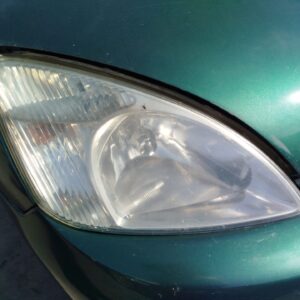 FARO DERECHO TOYOTA PRIUS (NHW11)