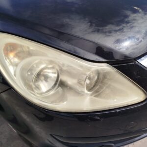 FARO DERECHO OPEL CORSA D