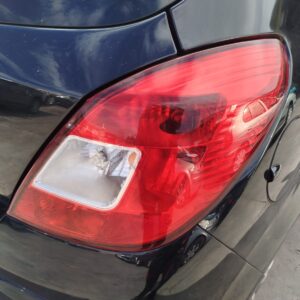 PILOTO TRASERO DERECHO OPEL CORSA D