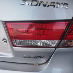 PILOTO TRASERO DERECHO INTERIOR HYUNDAI SONATA (NF)