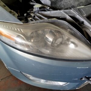 FARO DERECHO FORD MONDEO BERLINA (CA2)