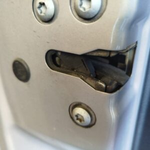 CERRADURA PUERTA DELANTERA IZQUIERDA LANCIA DELTA (181)