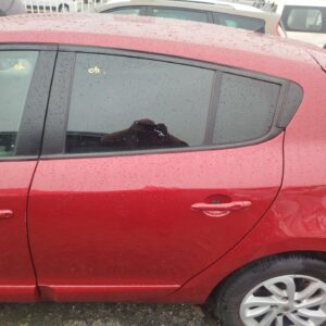 PUERTA TRASERA IZQUIERDA RENAULT MEGANE III BERLINA 5P