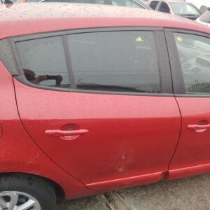 PUERTA TRASERA DERECHA RENAULT MEGANE III BERLINA 5P