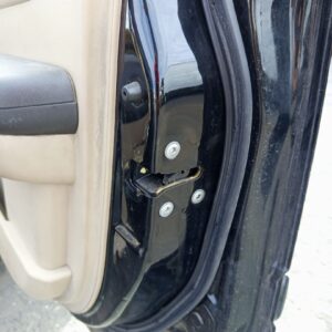 CERRADURA PUERTA DELANTERA DERECHA NISSAN X-TRAIL (T30)