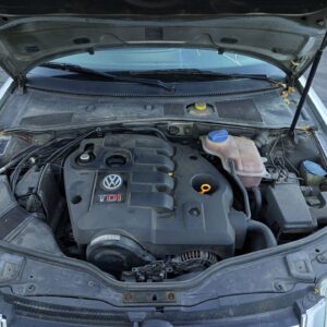 CONDENSADOR / RADIADOR AIRE ACONDICIONADO VOLKSWAGEN PASSAT BERLINA (3B3)