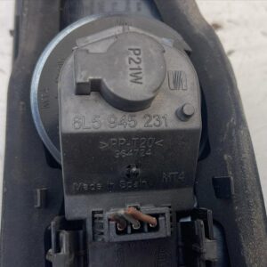 PILOTO TRASERO IZQUIERDO INTERIOR SEAT CORDOBA BERLINA (6L2)