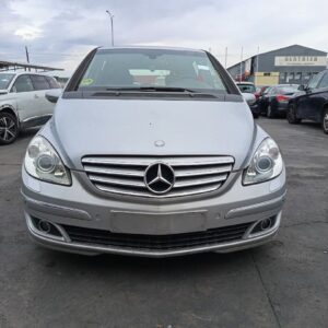 PARAGOLPES DELANTERO MERCEDES-BENZ CLASE B (BM 245)