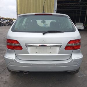 PORTON TRASERO MERCEDES-BENZ CLASE B (BM 245)