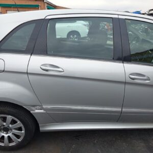 PUERTA TRASERA DERECHA MERCEDES-BENZ CLASE B (BM 245)