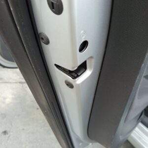 CERRADURA PUERTA TRASERA IZQUIERDA VOLKSWAGEN GOLF V (1K1)(10.2003)