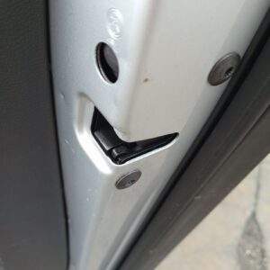 CERRADURA PUERTA TRASERA DERECHA VOLKSWAGEN GOLF V (1K1)(10.2003)