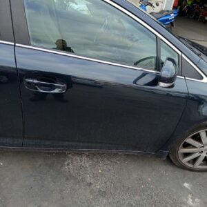 PUERTA DELANTERA DERECHA TOYOTA AVENSIS CROSS SPORT (T27)