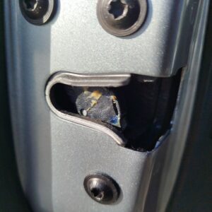 CERRADURA PUERTA DELANTERA IZQUIERDA OPEL ASTRA J BERLINA 5P