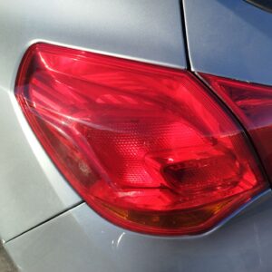 PILOTO TRASERO IZQUIERDO OPEL ASTRA J BERLINA 5P