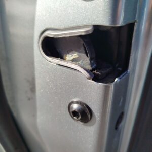 CERRADURA PUERTA TRASERA IZQUIERDA OPEL ASTRA J BERLINA 5P