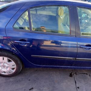 PUERTA TRASERA DERECHA RENAULT LAGUNA II (BG0)