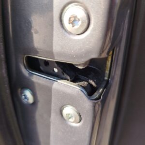 CERRADURA PUERTA DELANTERA IZQUIERDA KIA VENGA (YN)
