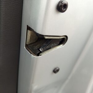 CERRADURA PUERTA DELANTERA DERECHA BMW SERIE X3 (E83)
