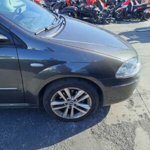 ALETA DELANTERA DERECHA FIAT CROMA (194)