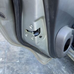 CERRADURA PUERTA TRASERA IZQUIERDA NISSAN MICRA (K12E)