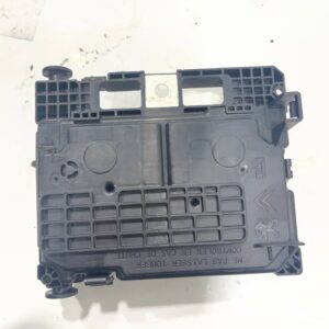 CAJA RELES / FUSIBLES PEUGEOT 207
