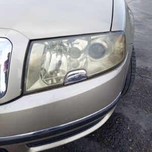 FARO IZQUIERDO SKODA SUPERB (3U4)