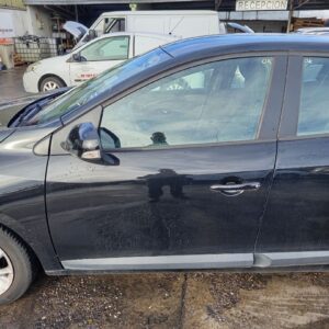 PUERTA DELANTERA IZQUIERDA RENAULT MEGANE III BERLINA 5P