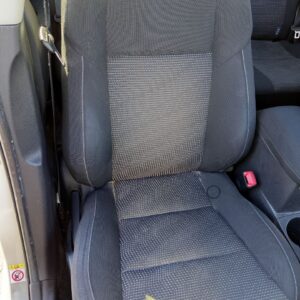 ASIENTO DELANTERO DERECHO TOYOTA AURIS (E18)