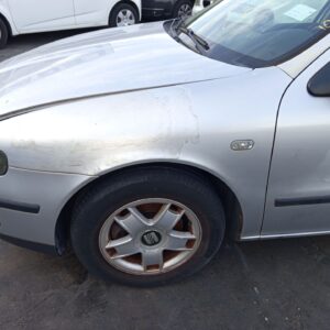 ALETA DELANTERA IZQUIERDA SEAT LEON (1M1)