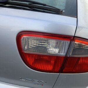 PILOTO TRASERO DERECHO INTERIOR SEAT LEON (1M1)