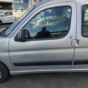PUERTA DELANTERA IZQUIERDA PEUGEOT PARTNER (S2)