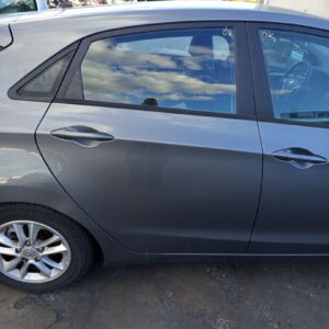 PUERTA TRASERA DERECHA HYUNDAI I30 (GD)