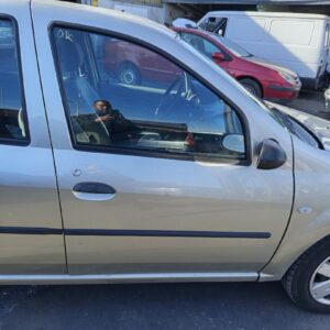 PUERTA DELANTERA DERECHA DACIA LOGAN 1
