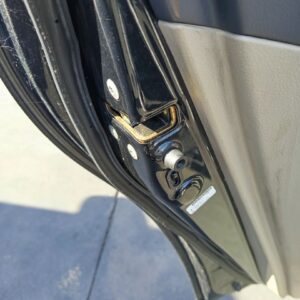 CERRADURA PUERTA TRASERA IZQUIERDA TOYOTA AVENSIS WAGON (T25)